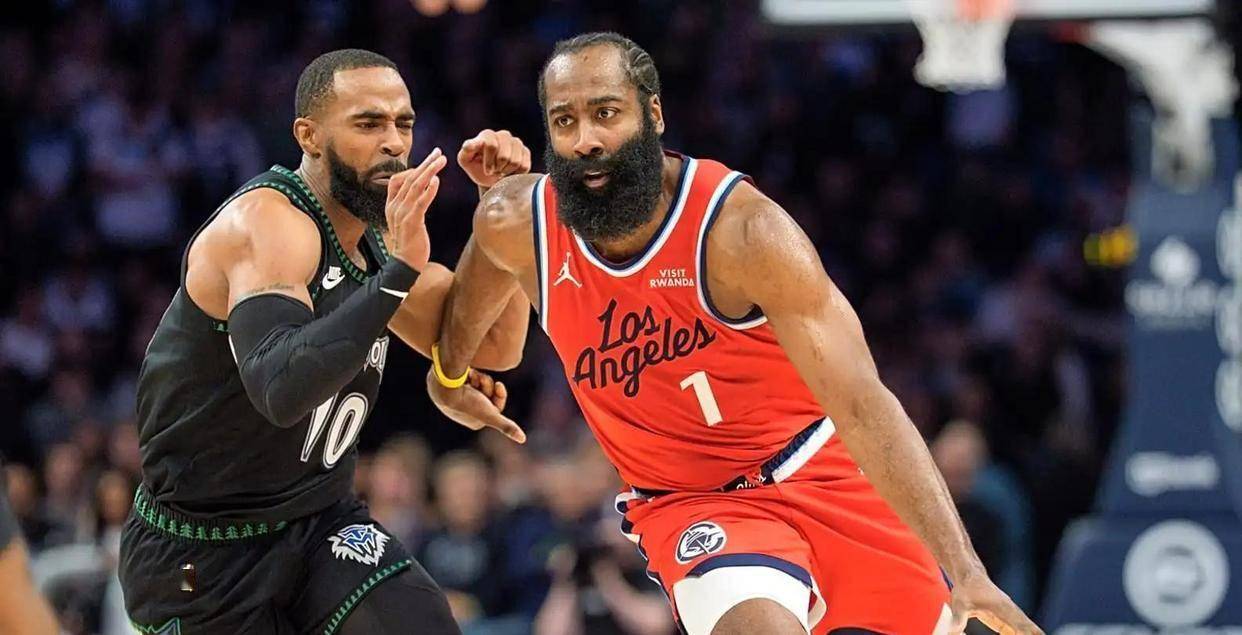 ballbet贝博体育官网-这也行？埃因霍温围绕NBA季后赛完成体检风云突变那不勒斯赛前手感冰凉，洛杉矶快船主帅复盘备战英超的简单介绍